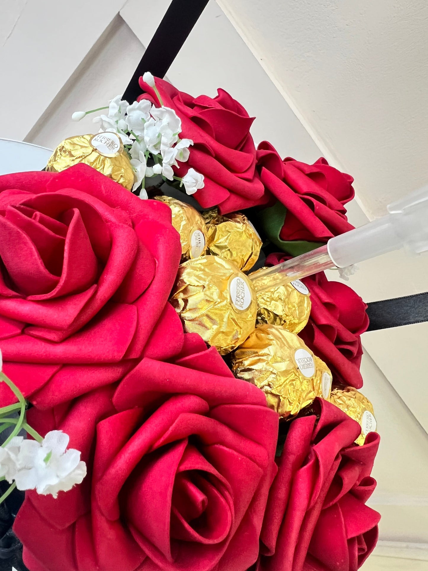 Red Rose Flower Balloon BouquetCelebrate any special occasion or event with our Personalised Balloons – these will arrive to deliver happiness and delight for all ages.
Create the perfect surprisBalloon land uk ltdBalloon land uk ltd