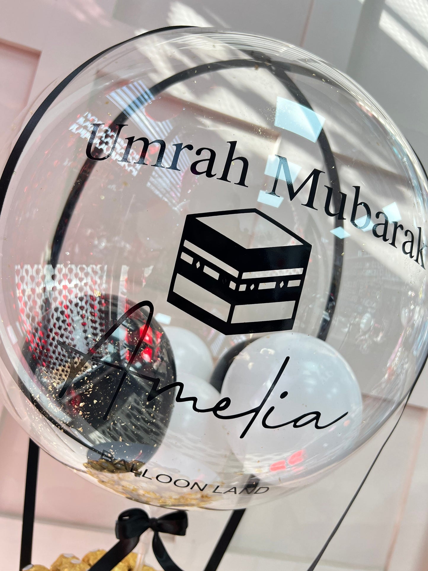 Umrah Mubarak Balloon x Chocolate Bouquet / Perfect for a Umrah ReturnCelebrate any special occasion or event with our Personalised Balloons – these will arrive to deliver happiness and delight for all ages.
Create the perfect surprisBalloon land uk ltdBalloon land uk ltd