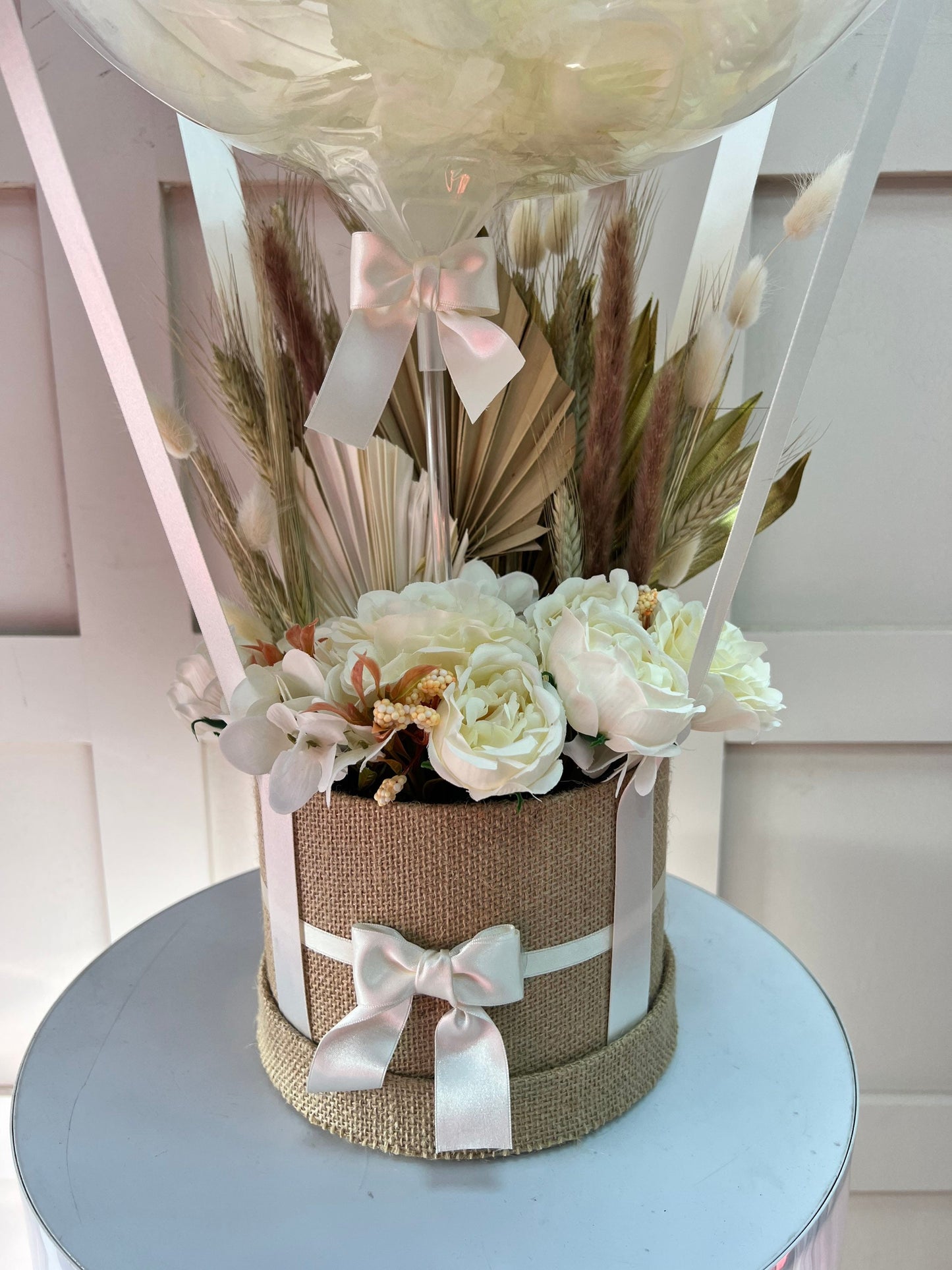 Birthday / nude pampers and flower balloon bouquetCelebrate any special occasion or event with our Personalised Balloons – these will arrive to deliver happiness and delight for all ages.
Create the perfect surprisBalloon land uk ltdBalloon land uk ltd