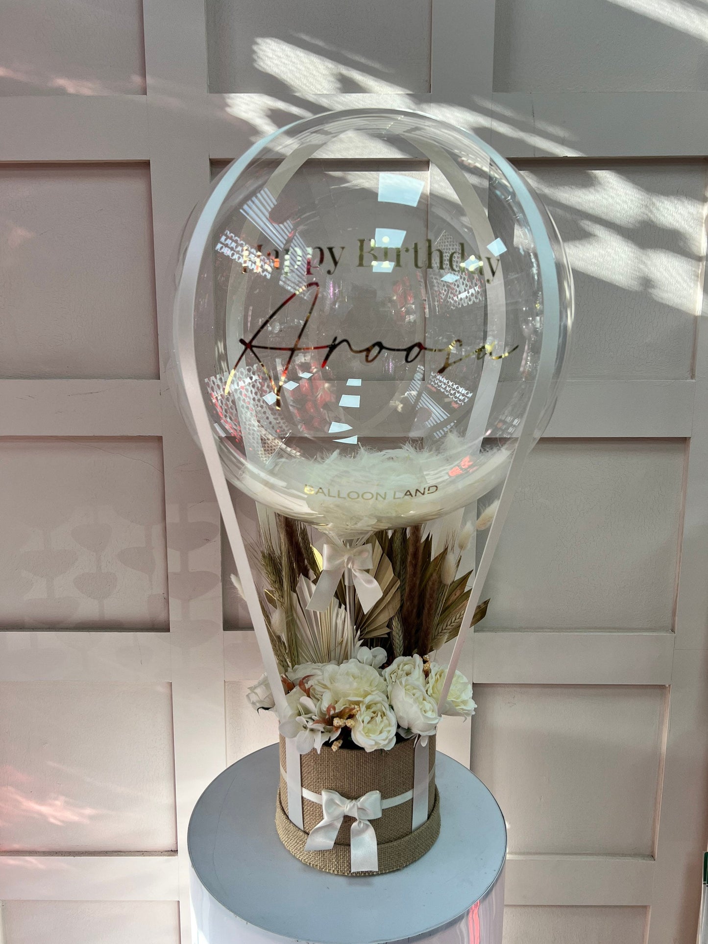 Birthday / nude pampers and flower balloon bouquetCelebrate any special occasion or event with our Personalised Balloons – these will arrive to deliver happiness and delight for all ages.
Create the perfect surprisBalloon land uk ltdBalloon land uk ltd