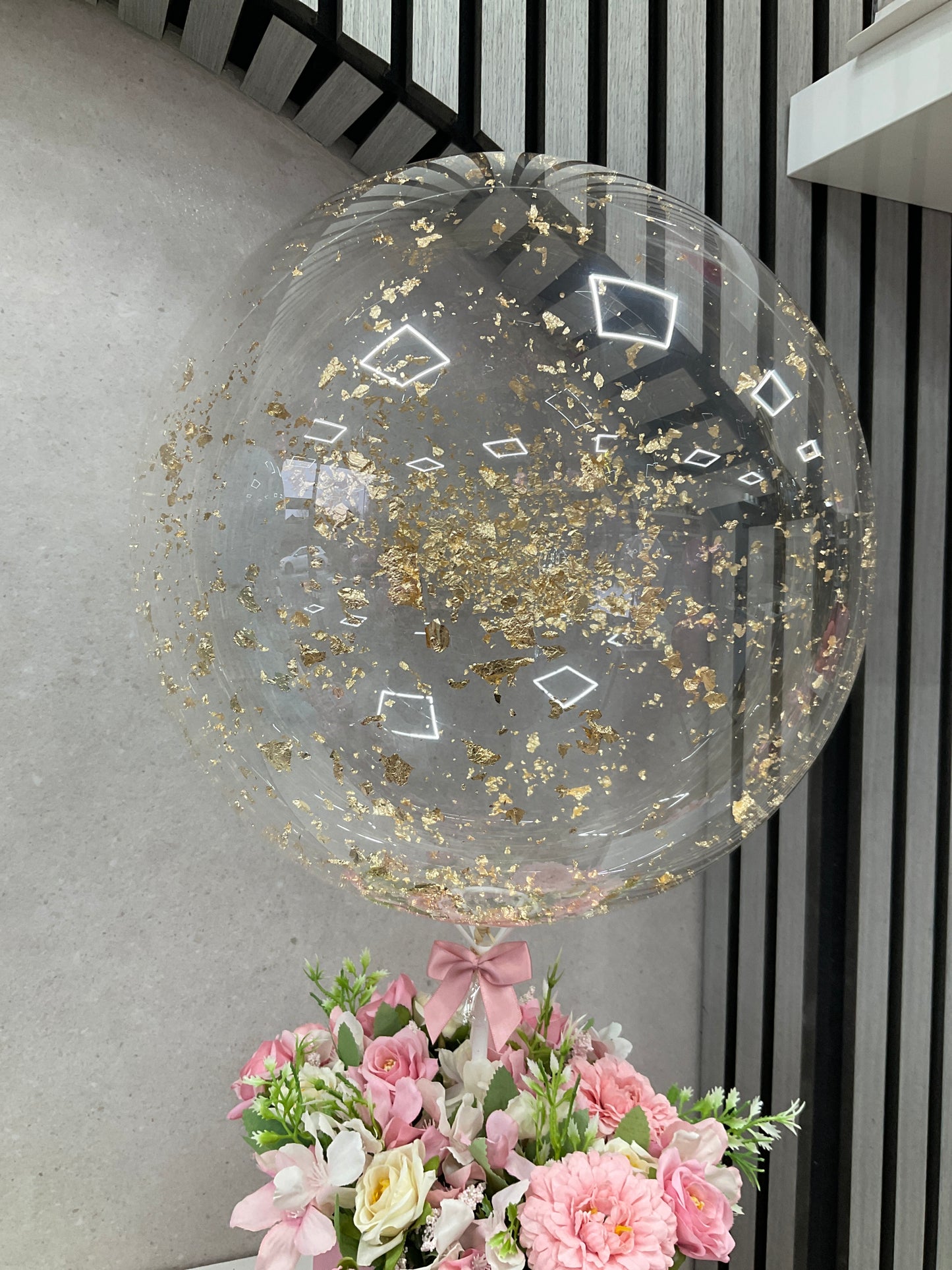 Mothers Day Flower Balloon Bouquet Gold