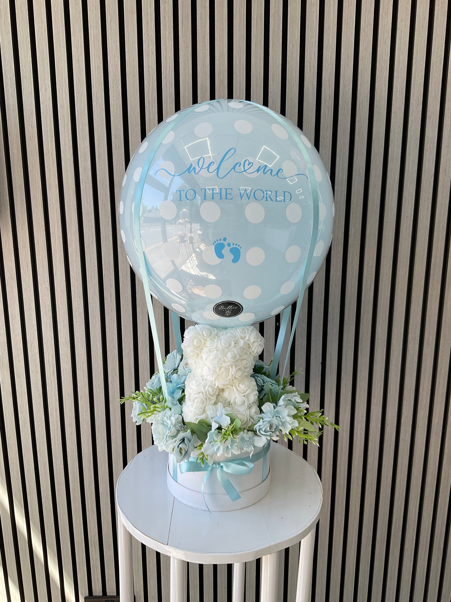 Welcome to the world balloon bouquet with a rose bear