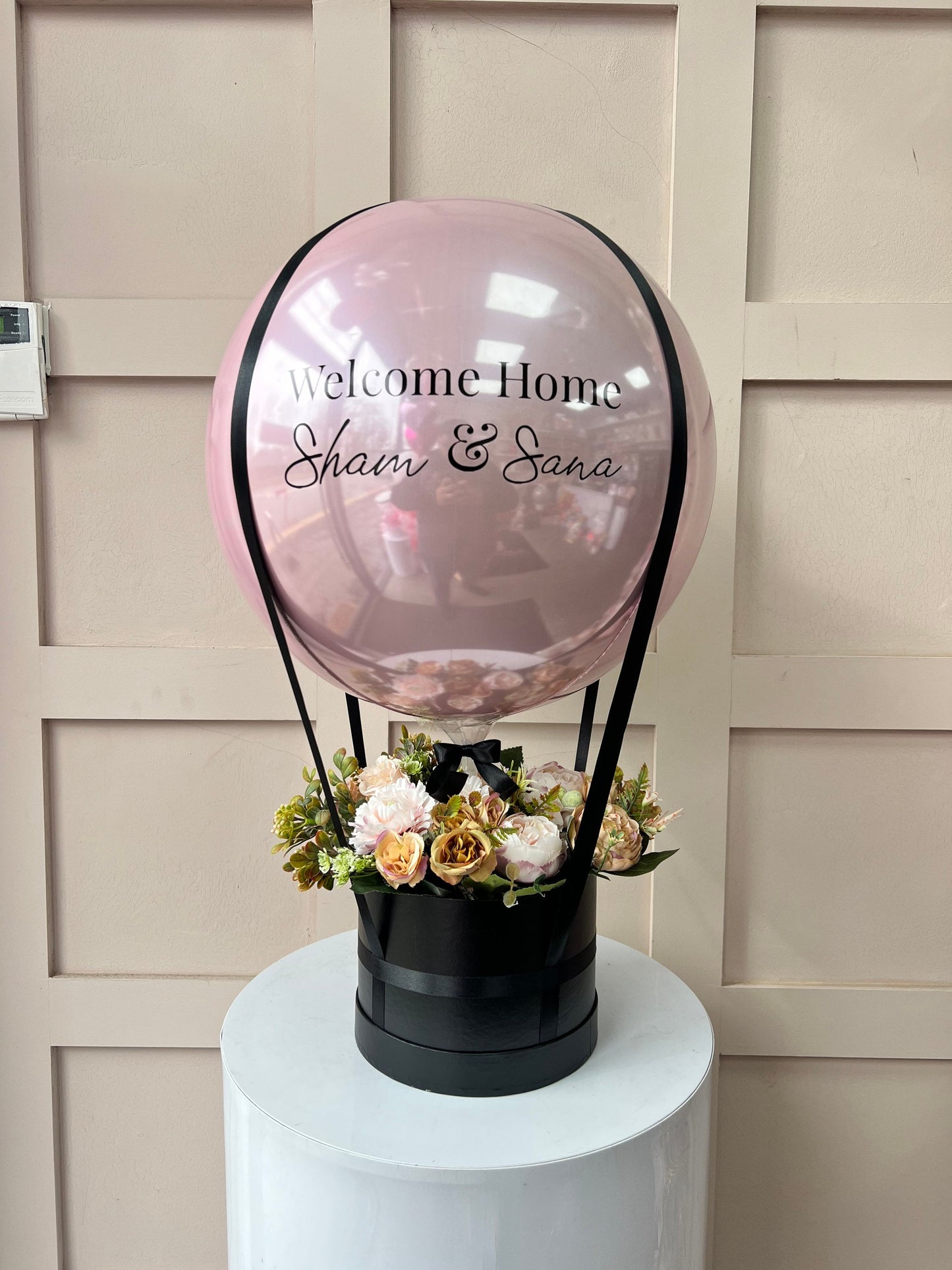 Welcome Home Customized Balloon Next Day DeliveryCelebrate any special occasion or event with our Personalised Balloons – these will arrive to deliver happiness and delight for all ages.

Create the perfect surprisBalloon land uk ltdBalloon land uk ltd